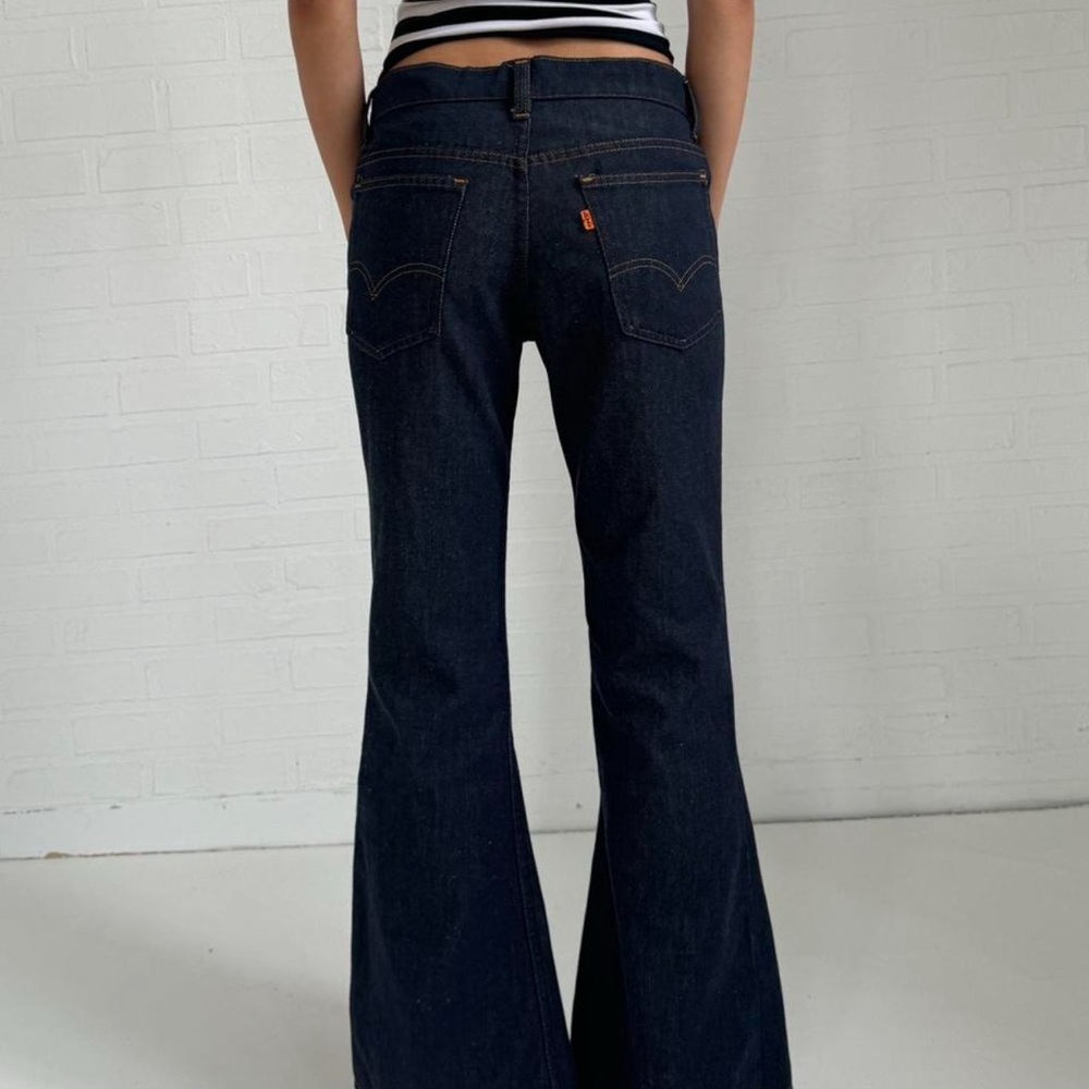 Levi's Women's Flare Jeans - Dark Blue - Picture 2 of 2